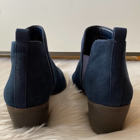 Style Co Womens Myrrah Perforated Ankle Navy Micro 6M - Picture 3 of 8